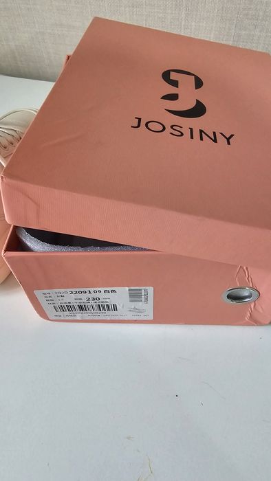 Кроссовки натуральная кожа