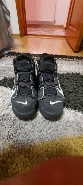 Nike uptempo 96.