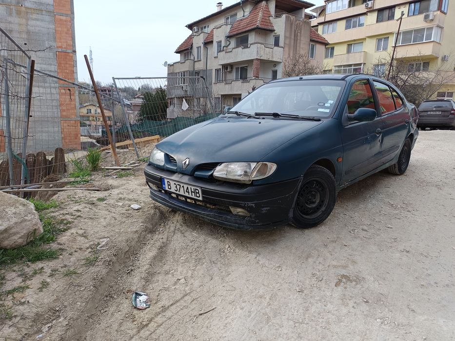 НА ЧАСТИ Renault Megane Classic 1,6 e 90к.с 1.6