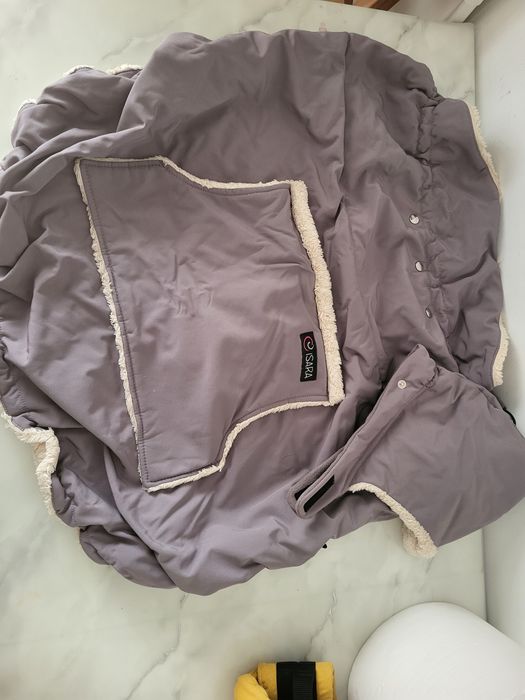 Se vinde protectie de iarna pentru marsupiu marca Isara