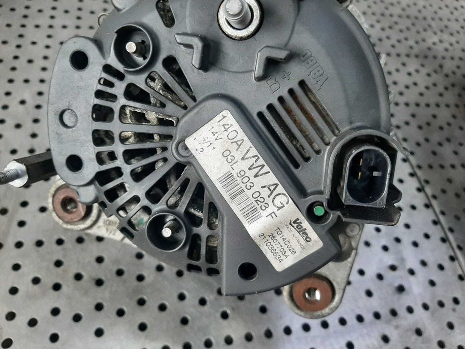 alternator cay 1.6 tdi audi a3 8p vw golf 6  skoda superb 2 03l903023f