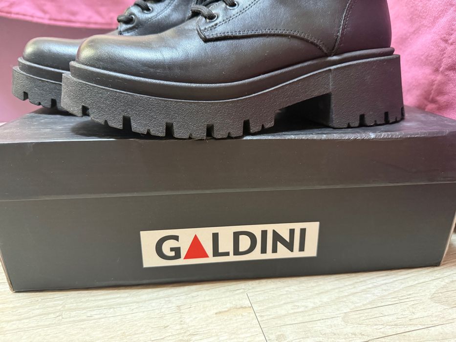 Дамски боти Galdini