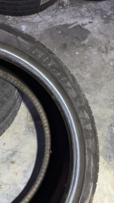 2бр. 275/35/20 Goodyear