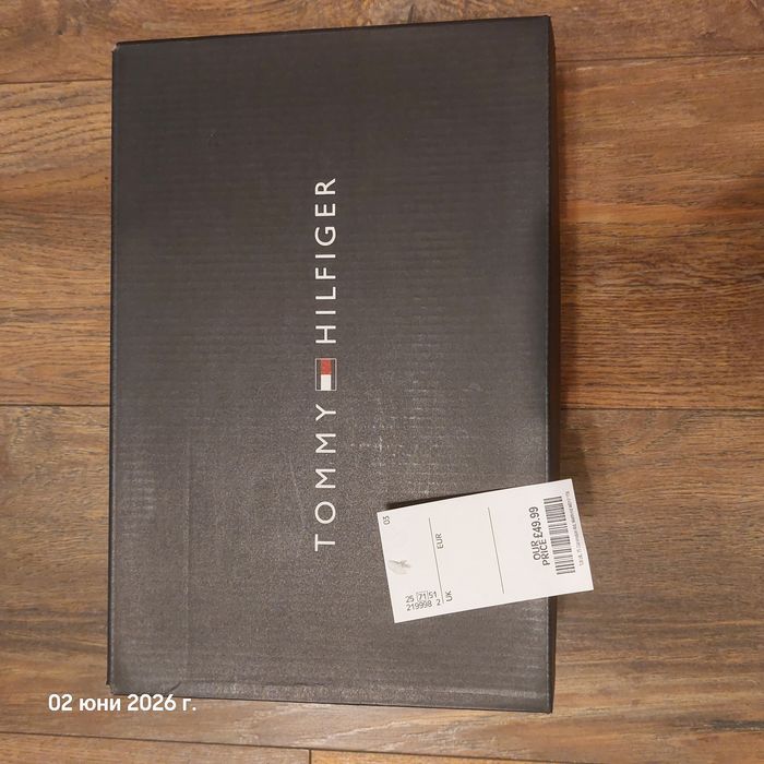 Tommy Hilfiger маратонки
