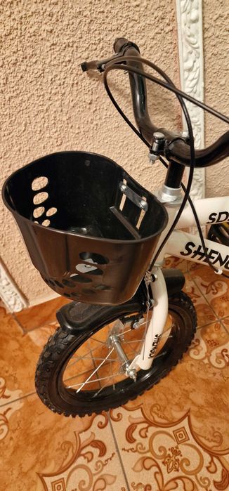 Bicicleta 4-6 ani noua