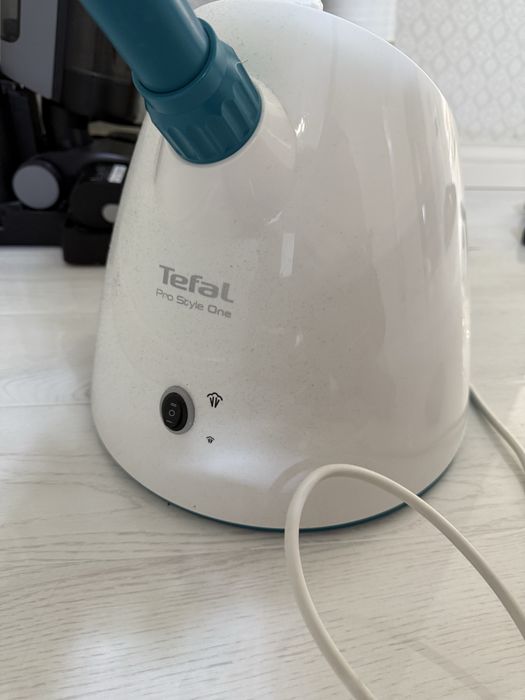 Продам отпариватель Tefal утюг
