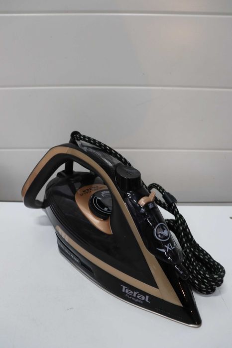 Tefal Puregliss Парна ютия, 3000W, 280г/мин,50г/мин, ДЕФЕКТНА