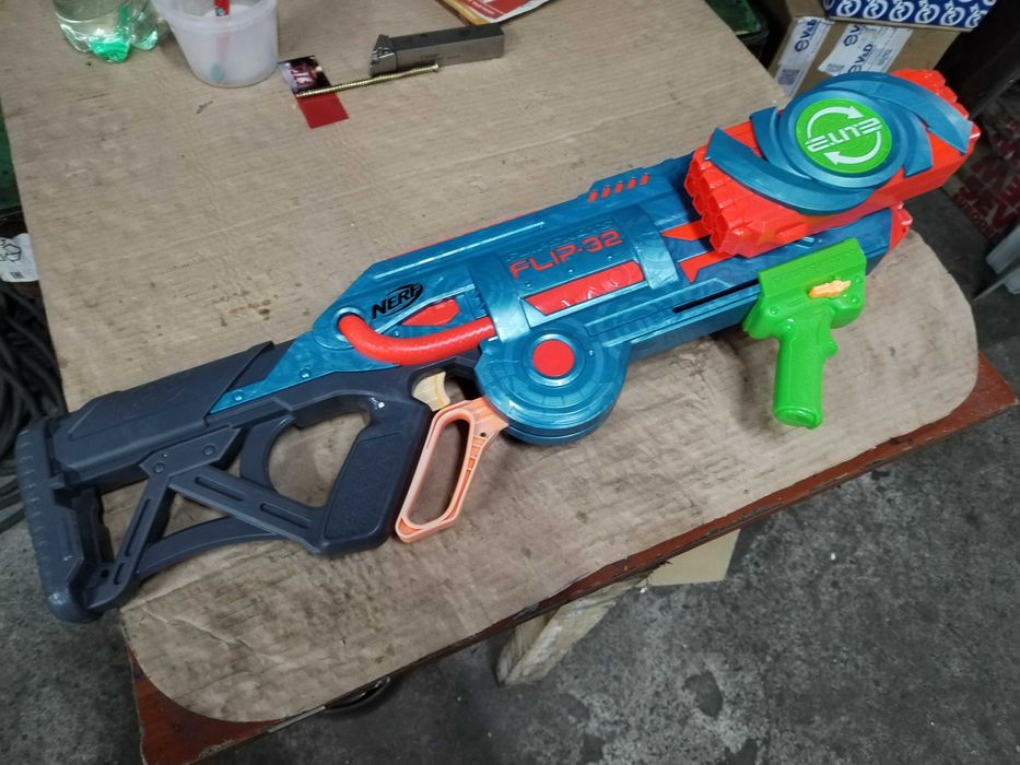 NERF Elite 2.0 Бластер FLIP 32