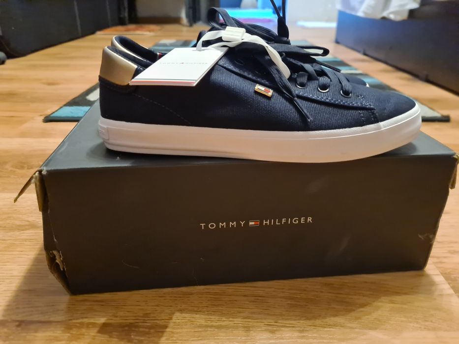 Tenisi Tommy Hilfiger din panza