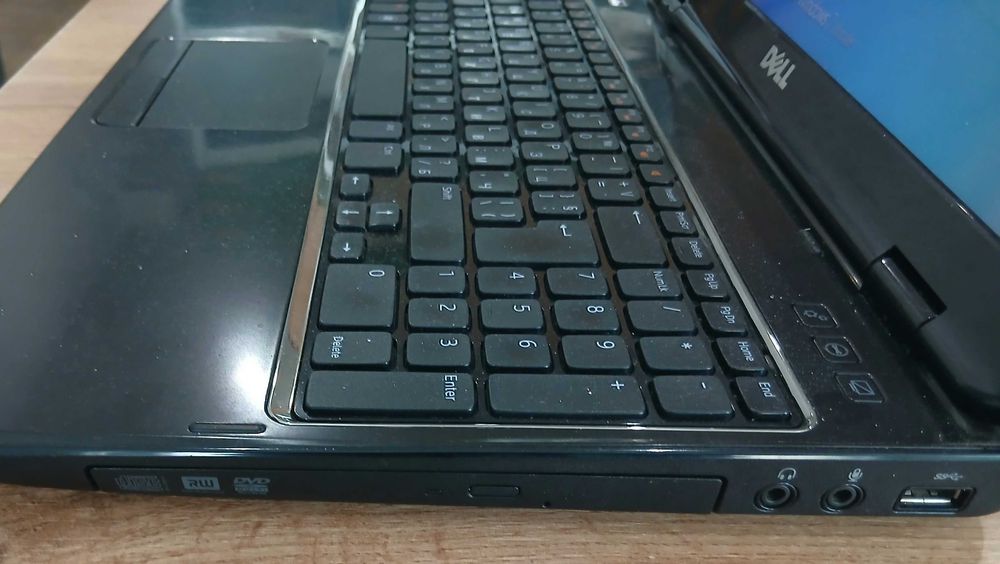 Dell inspiron n5110 i7