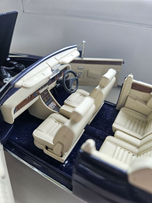 Franklin Mint Rolls Royce Corniche 1993