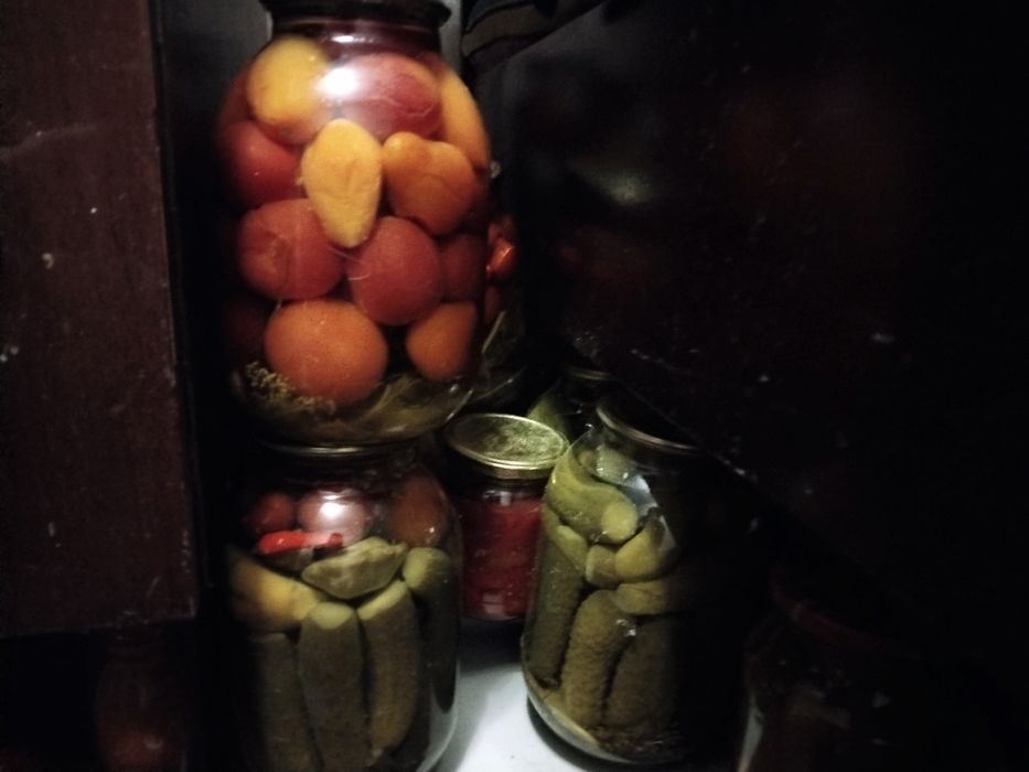 Домашние разносолы, изумительно вкусные.