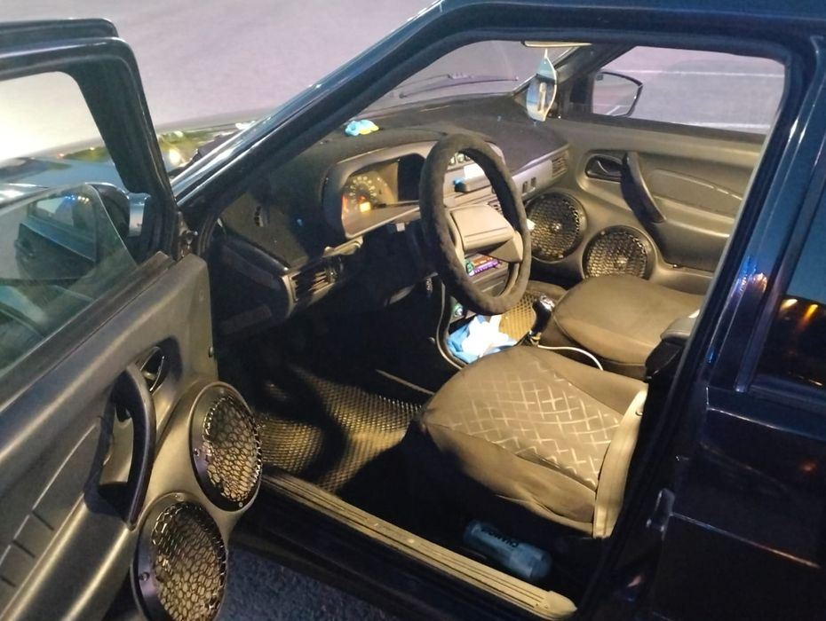 ВАЗ 2114 сатылады.