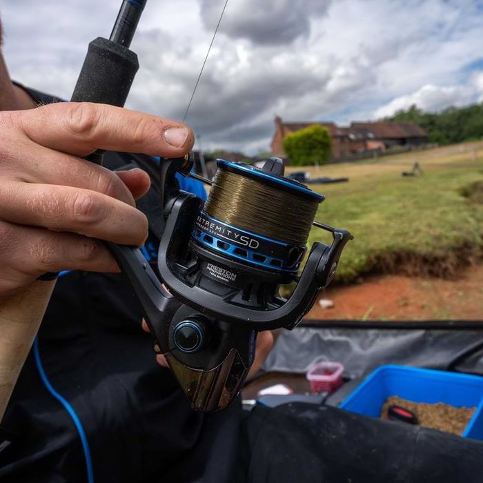 Продавам фидер Dome Gabor master lc 395 с макара Preston extremity