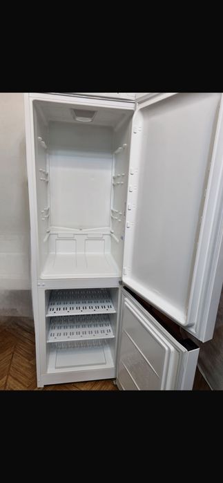 Холодильник indesit 185 см