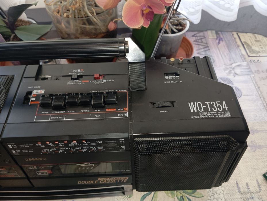 Радиокасетофон Sharp WQ-T354