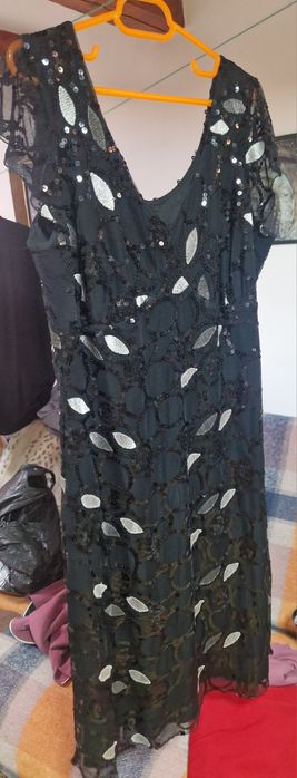 Trei rochițe purtate o singura dată