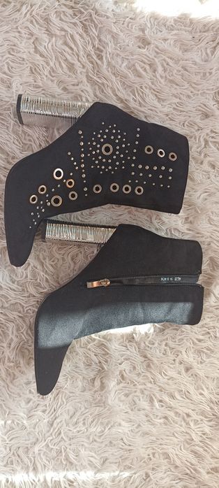 Botine înalte cu toc toamna-primavara