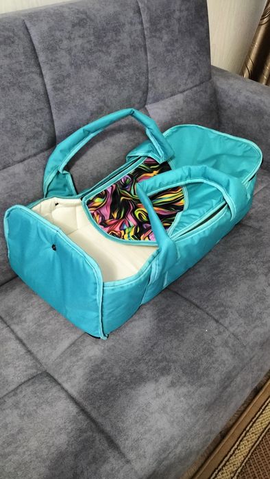 Детская зимняя коляска .