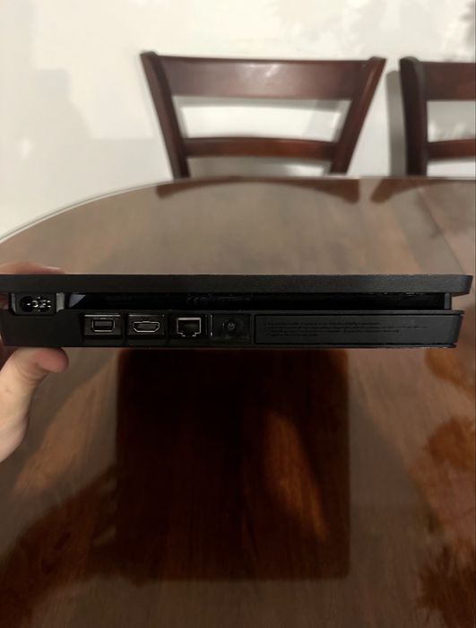 Ps 4 slim 500gm