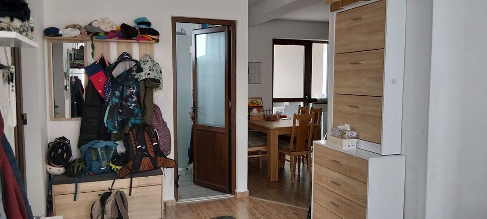 Casa 4 camere, 10 arii teren, priveliste deosebita