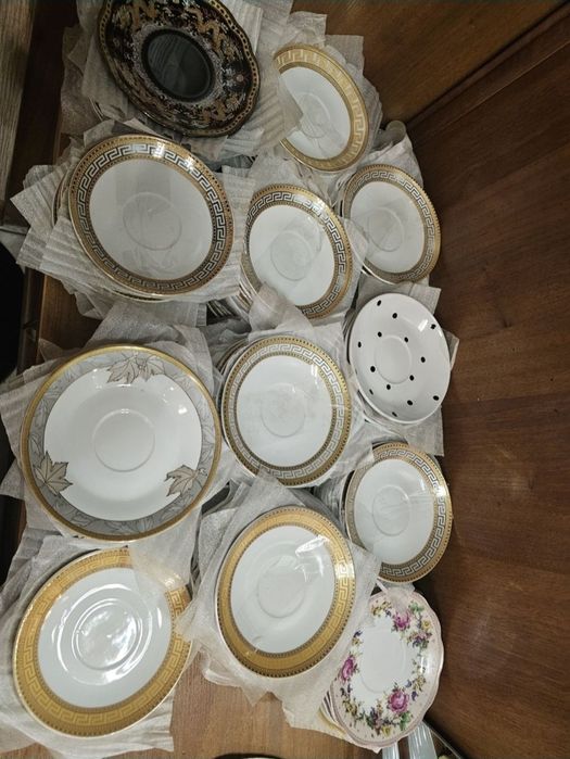 Сахарница, молочница, посуда