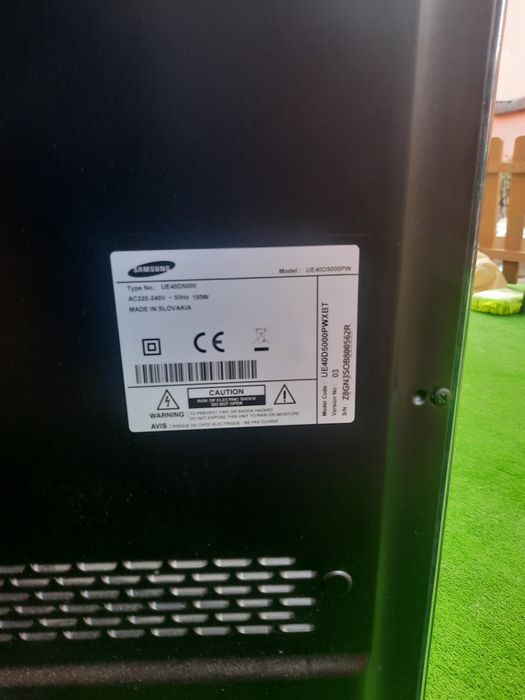 TV Samsung LED 100 cm