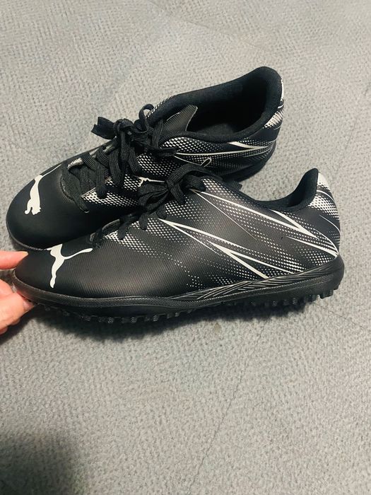 Продам сороконожки Puma оригинал