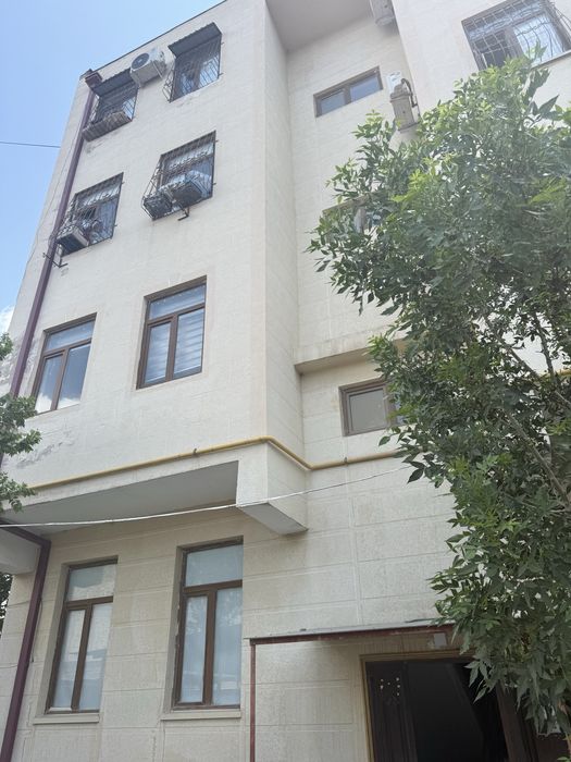 Gishtli uydan 2 xonali shinam kvartira sotiladi, 78 m², Evroremont