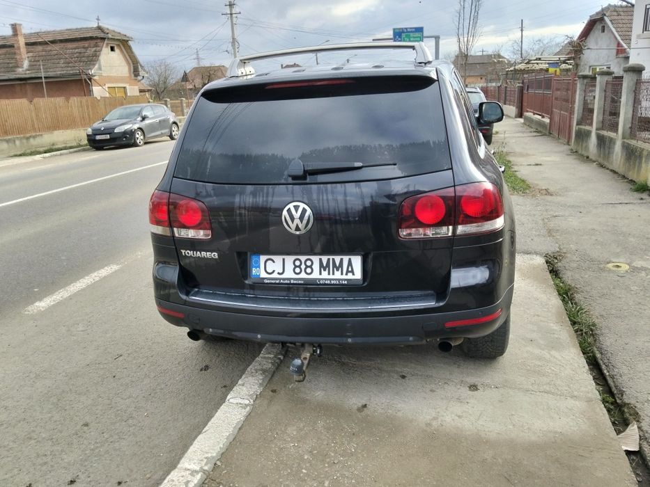 Vând vw Touareg  2008 automat 2.5