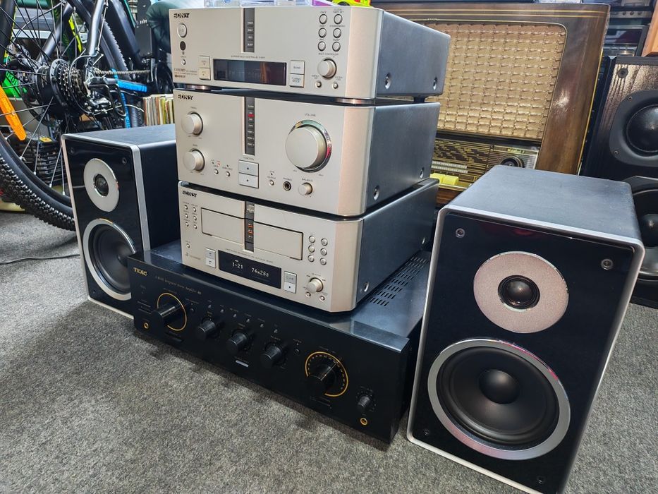 Vând linie Sony ex880 impecabilă