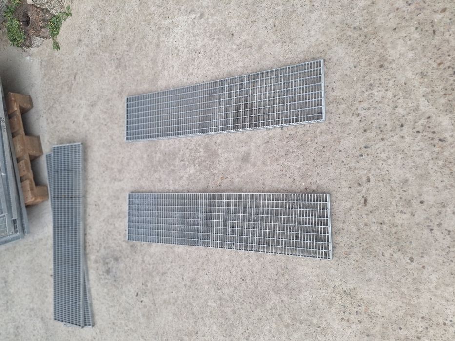 Trepte zincate galvanizate