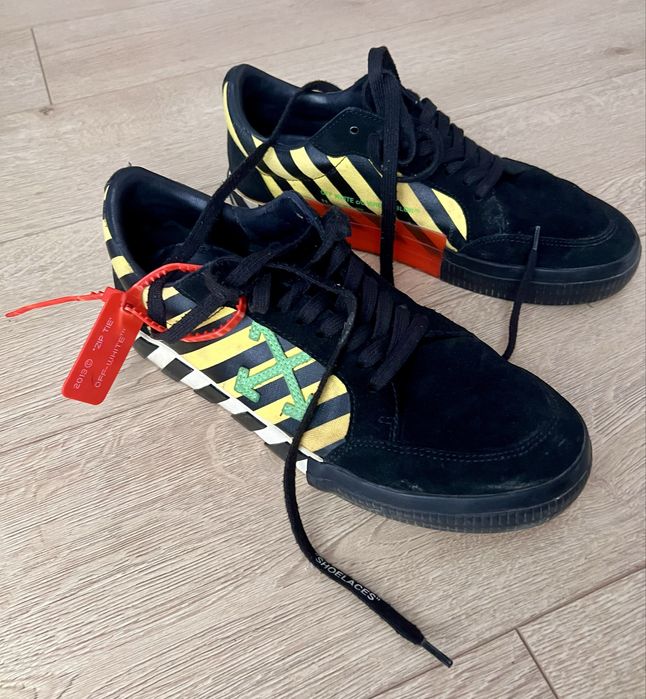 Off White marimea 43