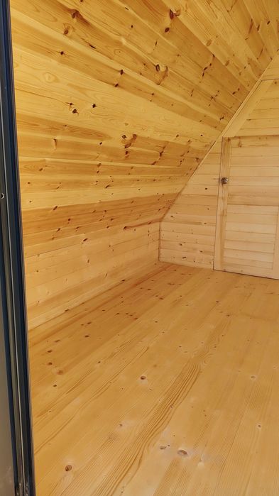 Малка преместваема алпийска къщичка