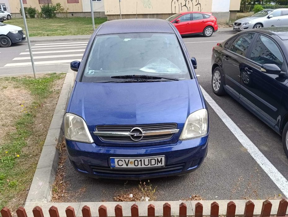 autoturism Opel Meriva