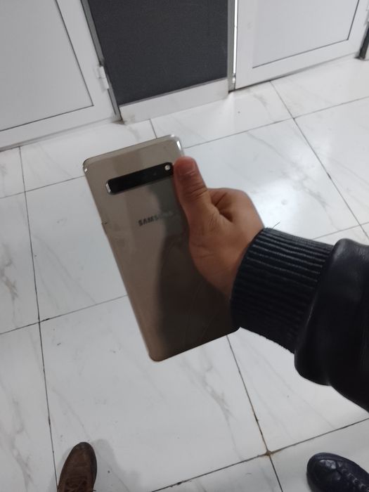 S10 5G 256 GB ishlashi zor