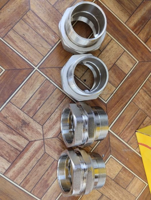 Американки диаметр 50, 4шт