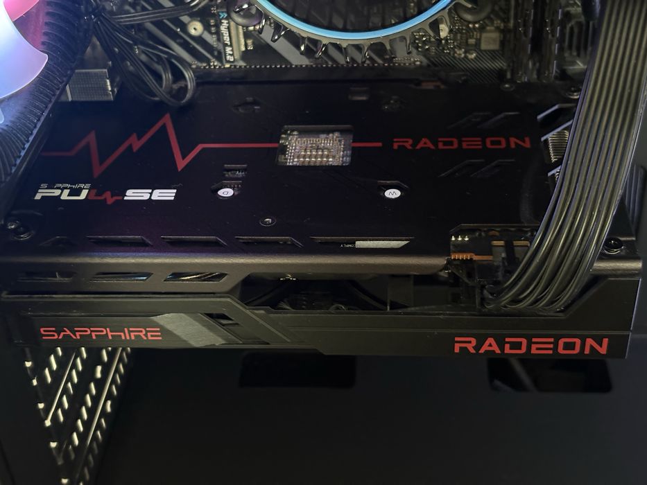 Геймърски компютър i5-12400F / RX 6600 / 16GB RAM | без SSD