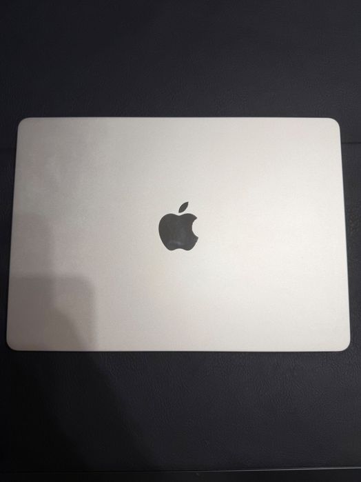 MacBook Air 13” Apple M2 (2022) - 8GB RAM, 256GB SSD, Silver
