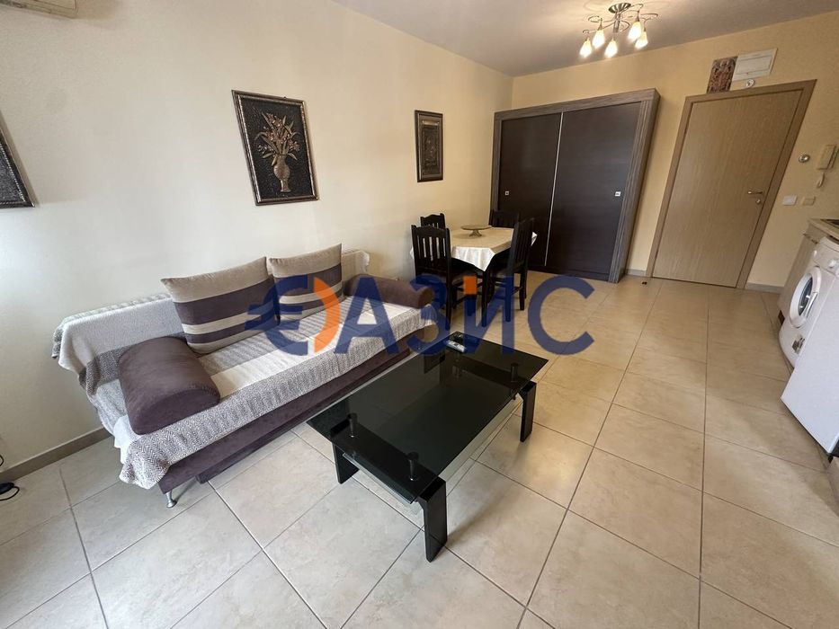 Продава се Двустаен апартамент в к.к. Слънчев бряг - 64 кв.м за 1110 €/кв.м - Снимка #1