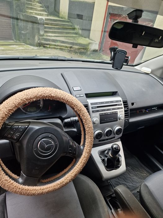 Vand Mazda 5 cu 7 locuri an fabricatie 2007