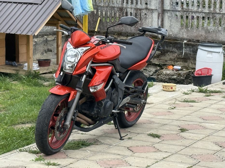 Motocicletă Kawasaki ER6N,2010 3350€€