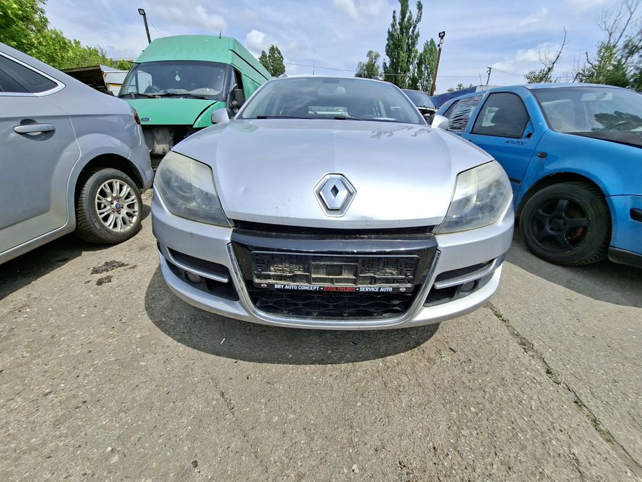 Dezmembrez Renault Laguna 1.5D 2011