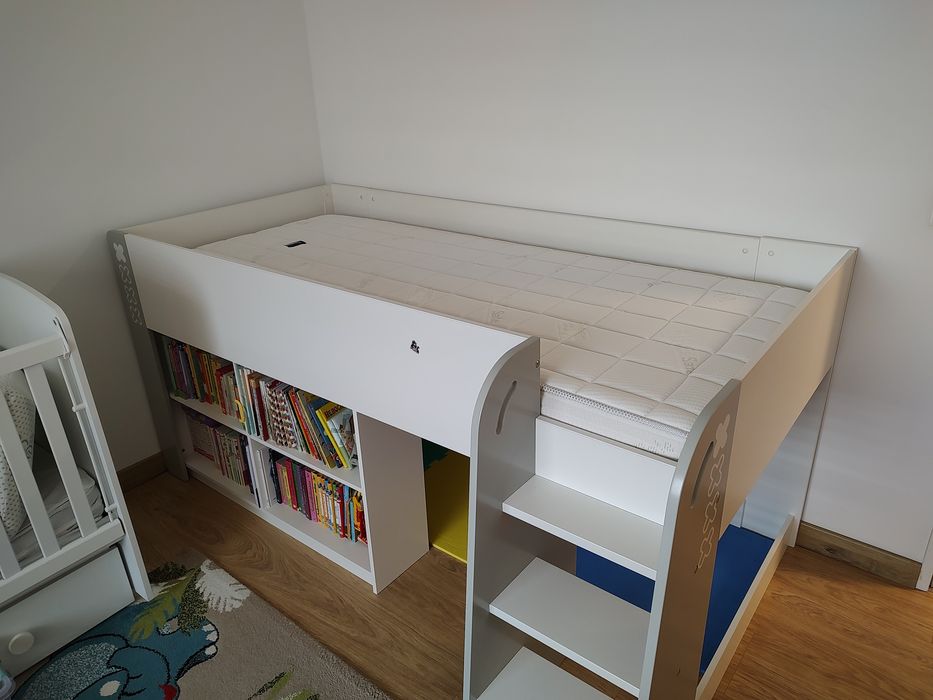 Многофункционално детско легло