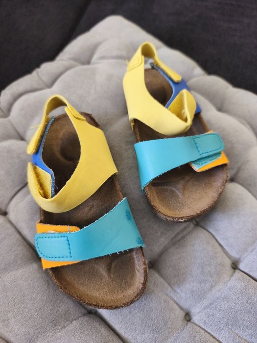 Детски сандали и маратонки