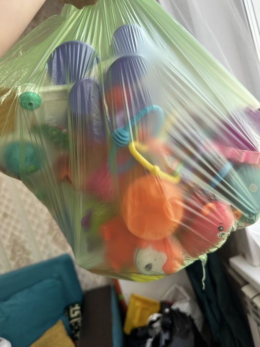 Недорого Пакет с игрушками погремушками