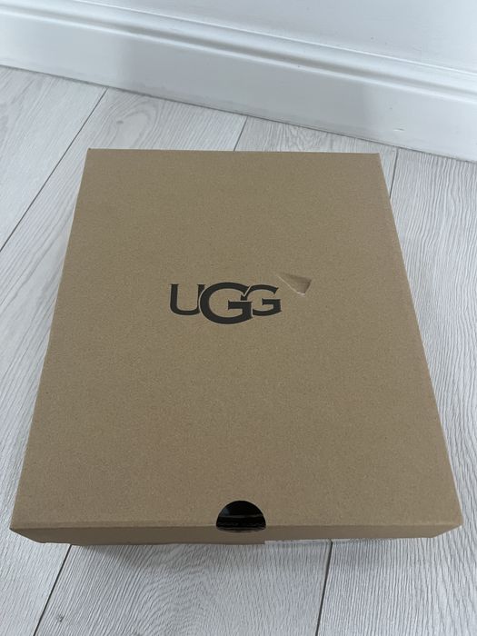 UGG Tazz Gri