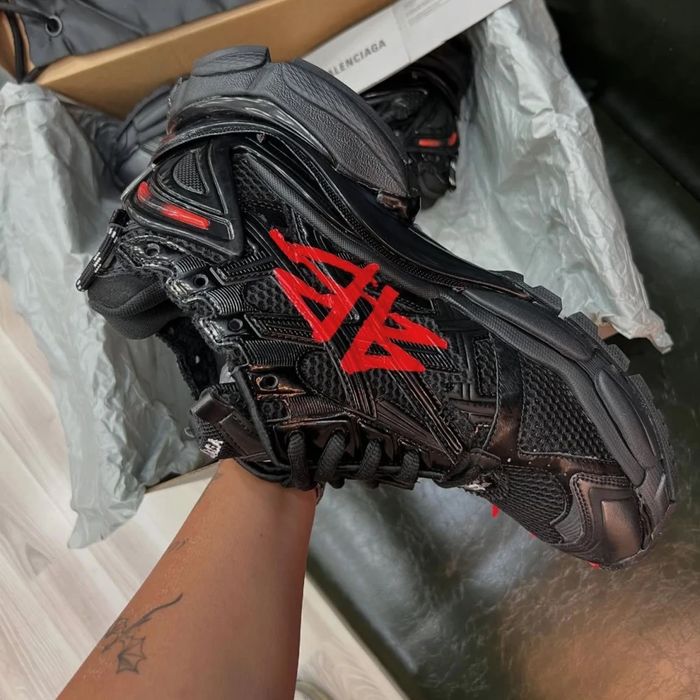 Balenciaga Runner Graffiti "Black/Red" | РАЗМЕРИ: 35 до 46