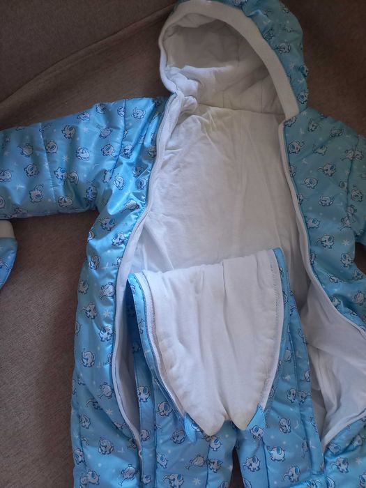 Бебешки гащеризон-космонавт