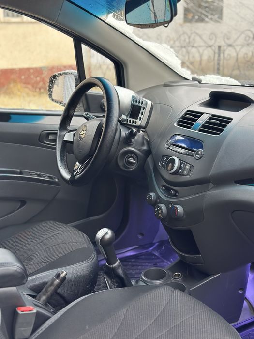 spark sotiladi 2015 yil 120000 km